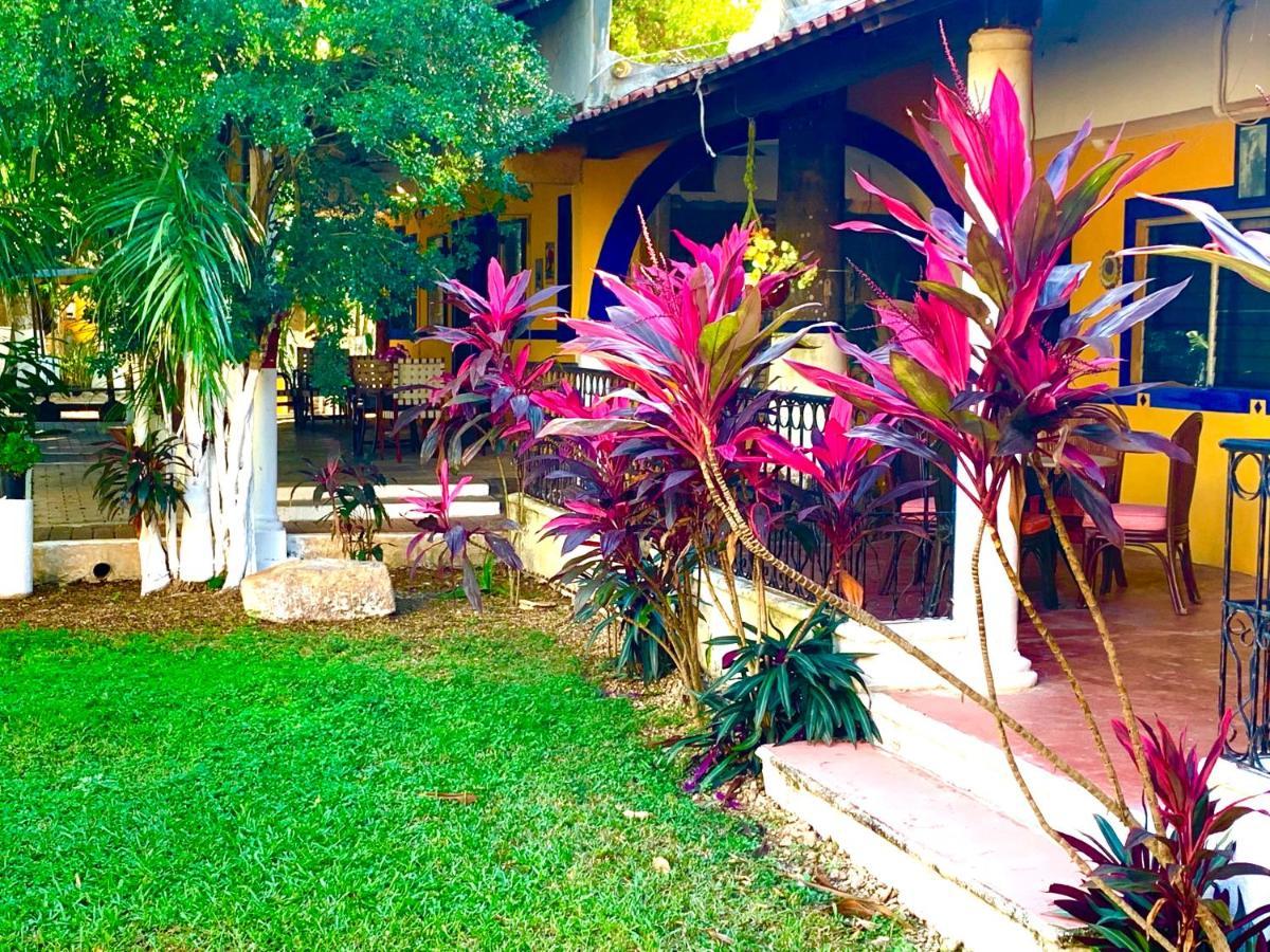 Hotel Green River Izamal Bagian luar foto