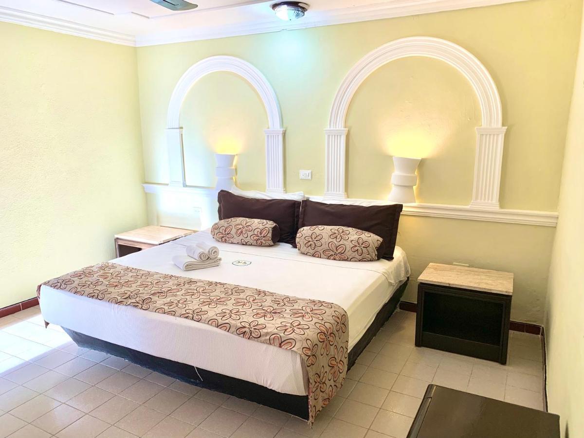 Hotel Green River Izamal Bagian luar foto