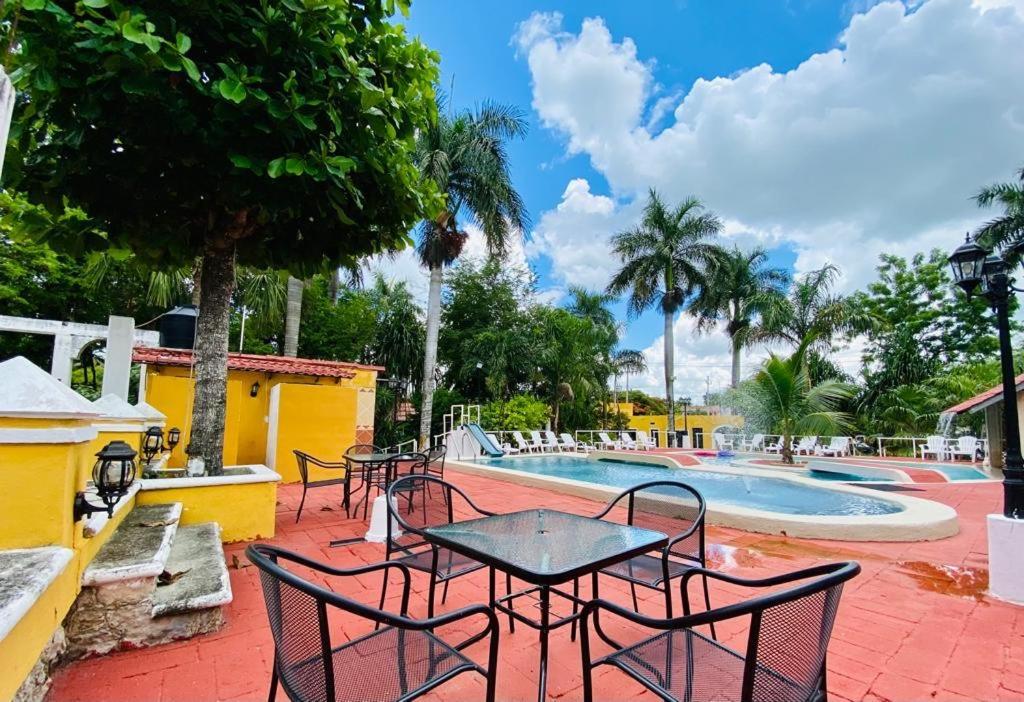 Hotel Green River Izamal Bagian luar foto